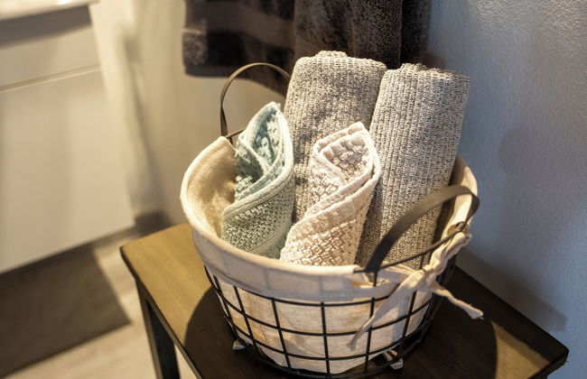 Hugo's Rental - Photo 8