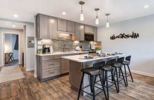 Gorgeous Condo With River View - Pool and Hot Tub - Foto 15