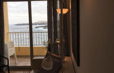 Apartamento en primera línea playa - Foto 6