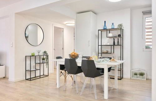 SPACIOUS, SUNNY FLAT BY CITY OF ARTS & SCIENCES - Foto 16