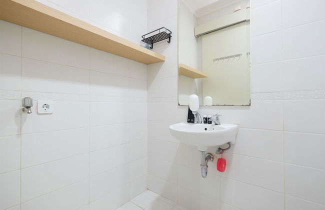 Comfy And Minimalist Studio At City Home Moi Apartment - Photo 10