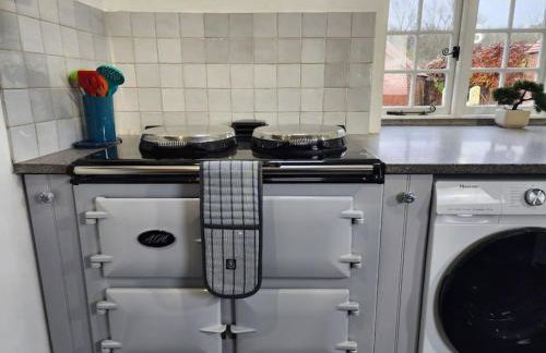 Swan Cottage, 5-Bedroom, Canal View, River, Private gardens, Free Parking's, WiFi, Oxford - Photo 62