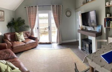 Spacious Cottage - Sleeps 4 - in the Black Mountains - Photo 5