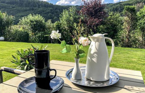 2 Bedroom Cozy Apartment In Bad Pyrmont - Foto 7