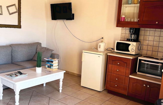 Skandalis Apartments With Pool - Photo 53