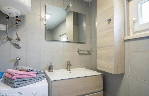 Awesome Home In Nedescina With Wifi - Foto 42