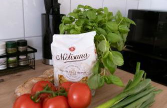 BELLA - Business&Family - 2 Zimmer direkt neben Schloß, Parkplatz, SmartTV, Netflix, Waschmaschine, 24h Checkin, 71qm, Kingsizebett, Hotelbettwäsche - Foto 15