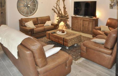 2 Bedroom Cozy Home In Aramon - Foto 3