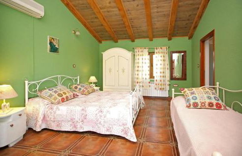 Gorgeous Apartment In Trget - Foto 4