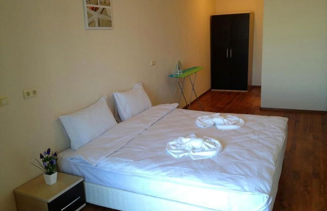 Aheloy Palace Apartments - Photo 9