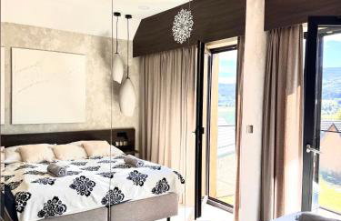 Lake Chwil widok na zalew i góry - Foto 45