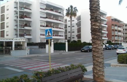 Passeig Maritim Apartment - Photo 66