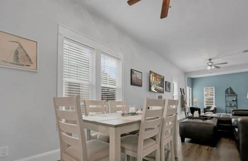 Charming Cottage w Pool, Walkable to Downtown - Foto 7