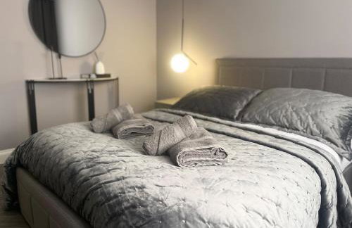 Luxury Retreat with Private Hot Tub - Foto 22