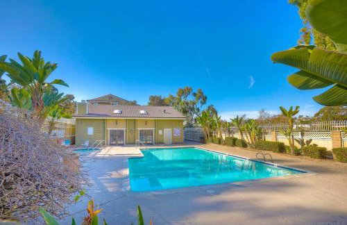 Entire Private Home with 3 Bedrooms 2 Bathrooms, Family Home Free Pool, Tub and Parking, Available Now - Foto 46