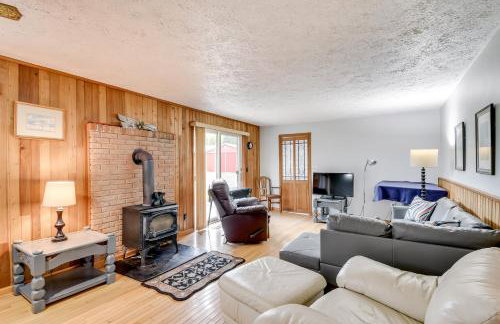 Fishing Pond and Spacious Yard Quiet Home in Sodus! - Foto 4