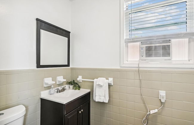 Cove Cottage - 3 Bedroom w/Private Pool. Sleeps 6. Quiet Community, Close to Fishing Marinas. 3 Home by RedAwning - Foto 14