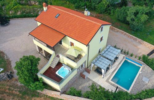 Holiday house Toš-Vila with heated pool - Foto 34