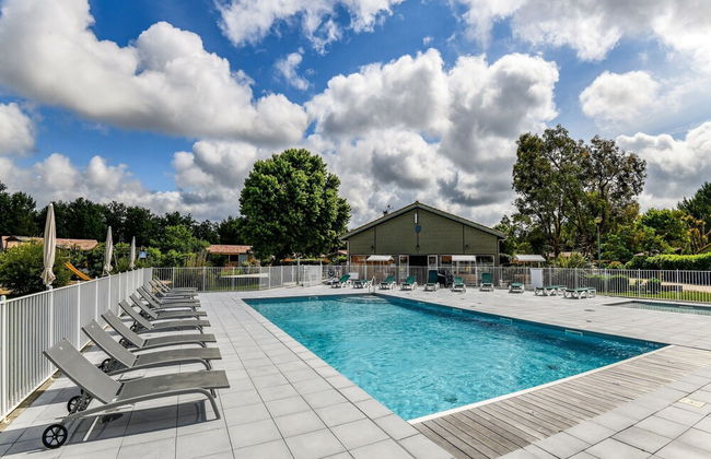 Serene Chalet in Hourtin Near Lake - Foto 48