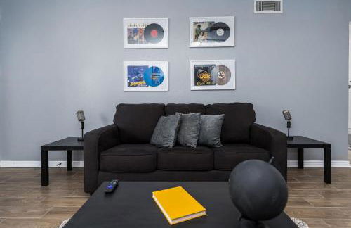 The Music Room Tsu,NRG,MedCtr,Concerts,rodeo - Photo 1