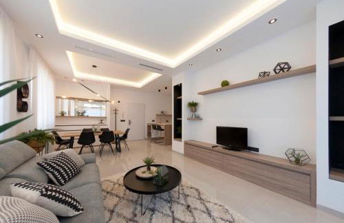 Apartamentos La Laguna I Luxury Apartments - Photo 4