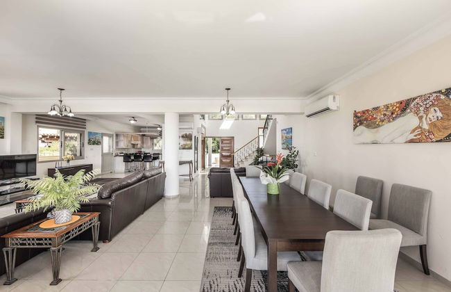 Katina Beach Villa - Foto 12