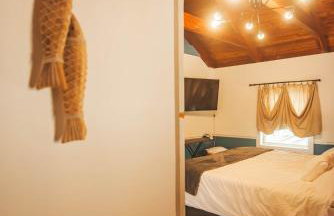 Jones Beach Houseboat - Photo 30