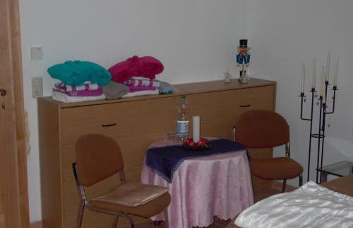 Gästezimmer Ferienwohnung VILLA ALEXA, mit Wallbox - Foto 11