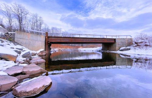 Skiing Close By! Firepit & Game Room - Foto 26