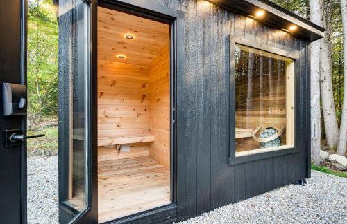 Hike, Ski and Explore Serene Danbury Cabin with Sauna - Foto 27