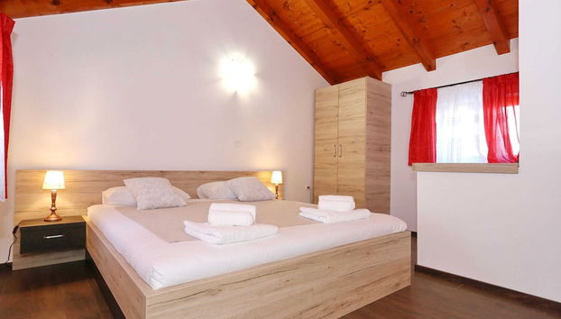 Villa in Prkos With Private Pool and Sea Nearby - Foto 2, Habitación