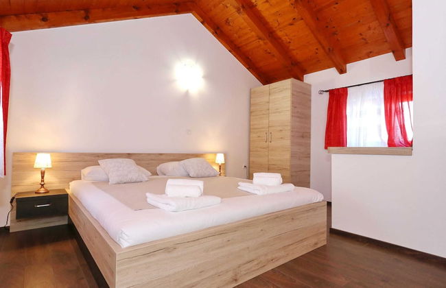 Villa in Prkos With Private Pool and Sea Nearby - Foto 2