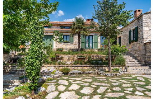 3 Bedroom Beautiful Home In Lisicic - Foto 7