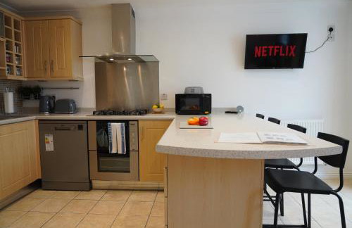 Spacious 5 Bed in Oxfordshire - Foto 12