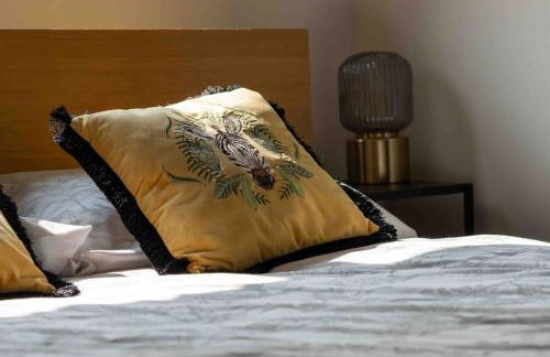 Huge 6 Bed House with Entertainment room and Hotub - Foto 4