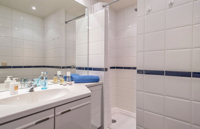 Balcony Views & Comfort - Foto 9