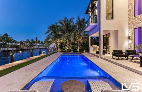 VillaBella Ultra LUXE 100ft Waterfront Villa 5Min2Beach - Foto 13