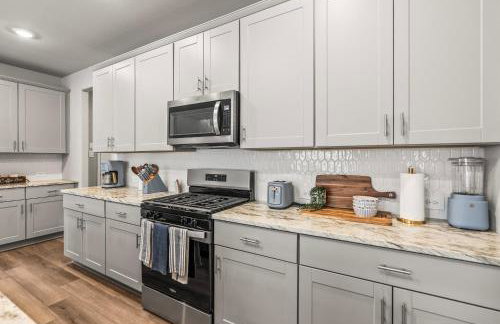 4Bed Luxury Getaway with Pool Table and Near Lake Lavon - Foto 45