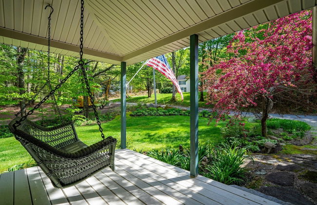 Waterfront w/ Kayak's, Sup's and Ping Pong Table! - Photo 37