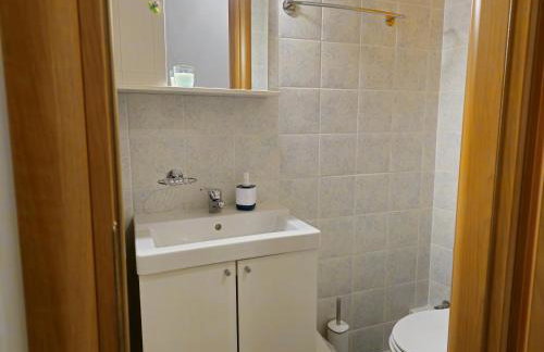 Pilea Comfy Home - Photo 17