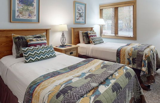 Aspenwood - CoralTree Residence Collection - Photo 4