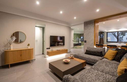 Smaragdi Luxury Jacuzzi Apartment Noho Premium Living - Foto 4