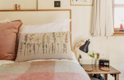 Spindleberry Hut - Photo 11