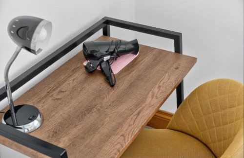 Hillsborough Home from Home, Garden and 2x Parking by StayByNumbers - Foto 30