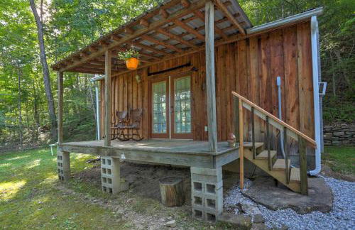 Rustic Briceville Cabin with Porch Tucked in Forest! - Foto 23