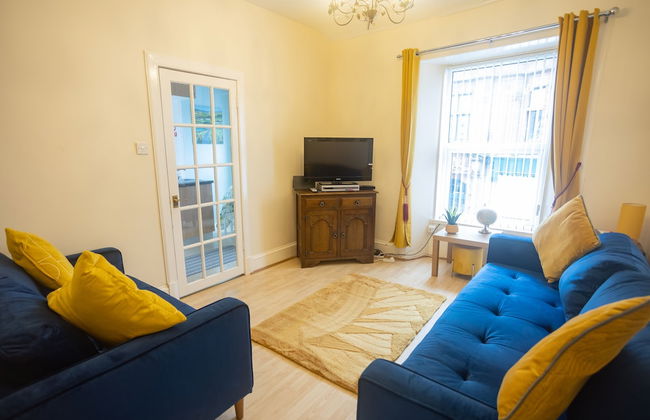 Sandgate 2-bed Apartment in Ayr Central Location - Foto 1