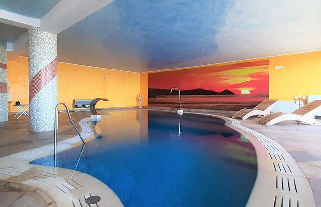 Divine Holiday Home in Giosa Marea with Sauna & Hot Tub - Foto 58