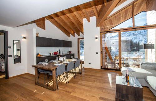 FLORA ALPINA EXPERIENCE - "Ski-to-Door" Brand New Chalet Apartments with Indoor Garage and Mountain View - Foto 2