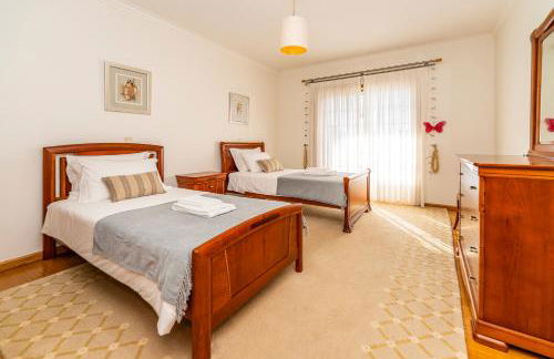 Family Beach House in Amorosa, Northern Portugal - Foto 22