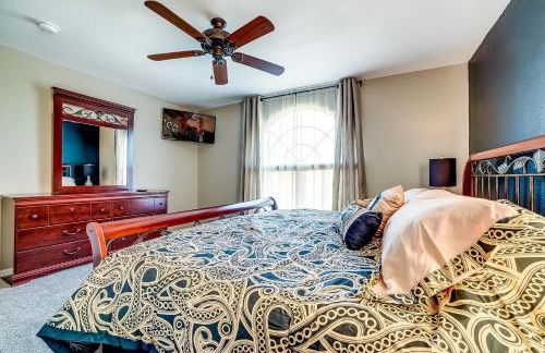 Magical Lakeview 4 Master Suites Pool Hot Tub BBQ Home Theater 2 Miles Disney - Foto 20